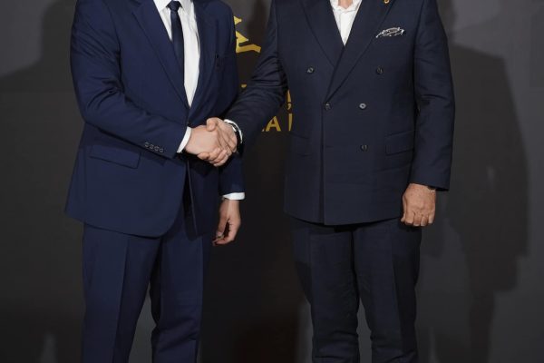 Mișcare de imagine pe scena politică-Influencerul Sorin Constantinescu, Ilan Laufer și  Mohammad Murad se alătură partidului AUR.